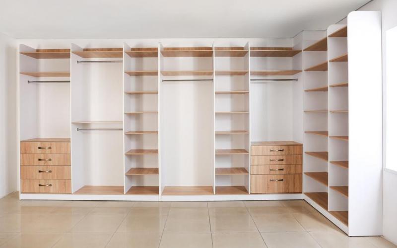 Conception de dressing sur mesure, optimisez votre espace de vie